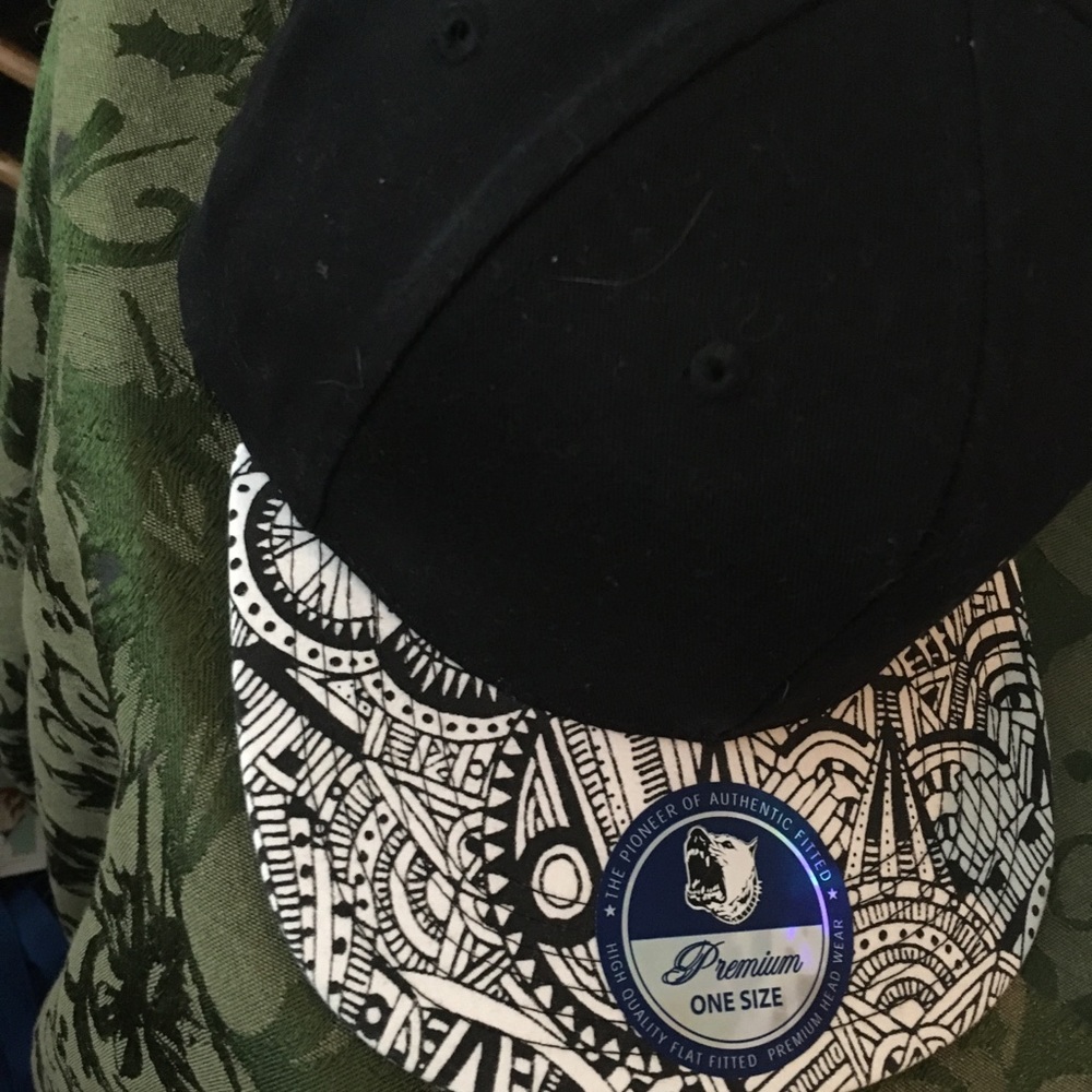 flat brim hat